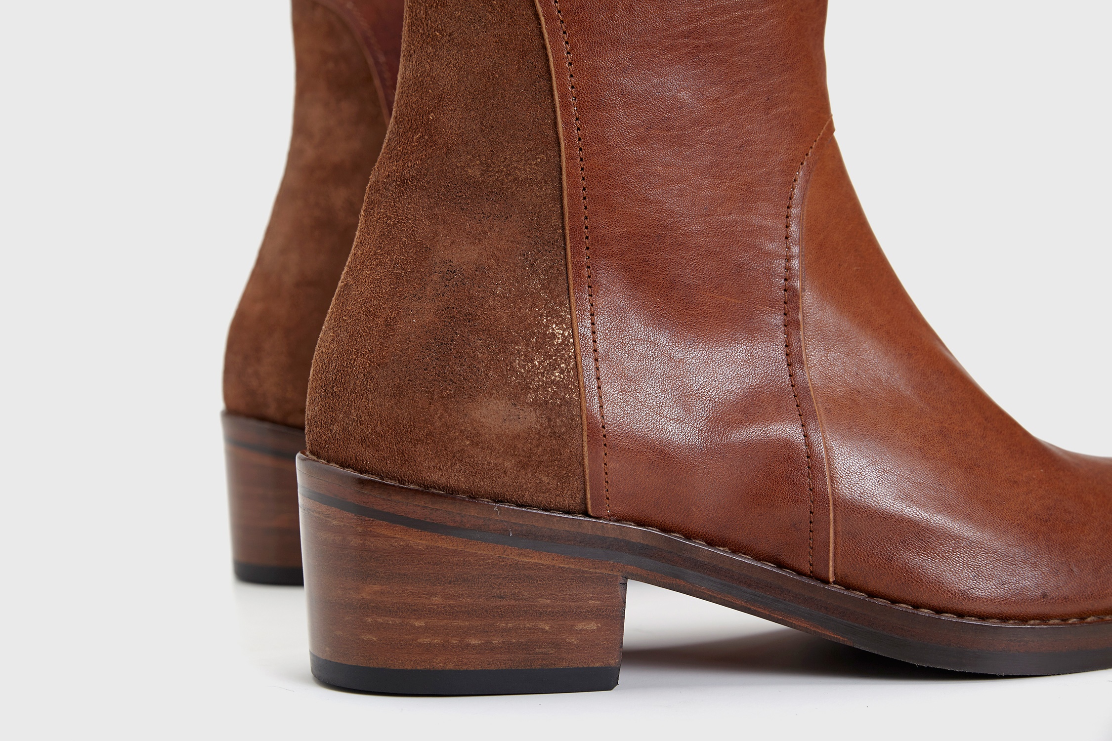 Dorotea botín Elena cuero fw18 detalle