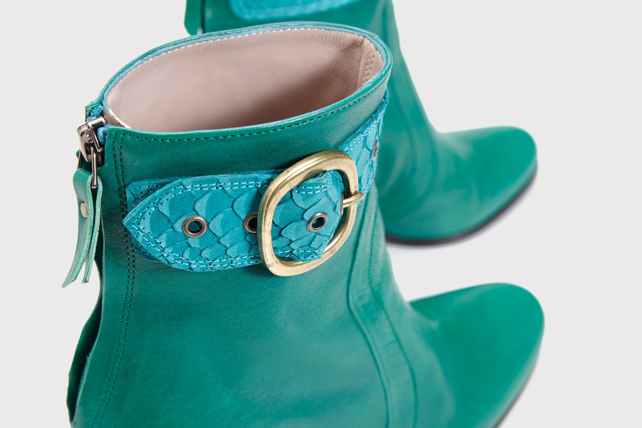 Dorotea botín de tacón alto Norah verde fw18 detalle