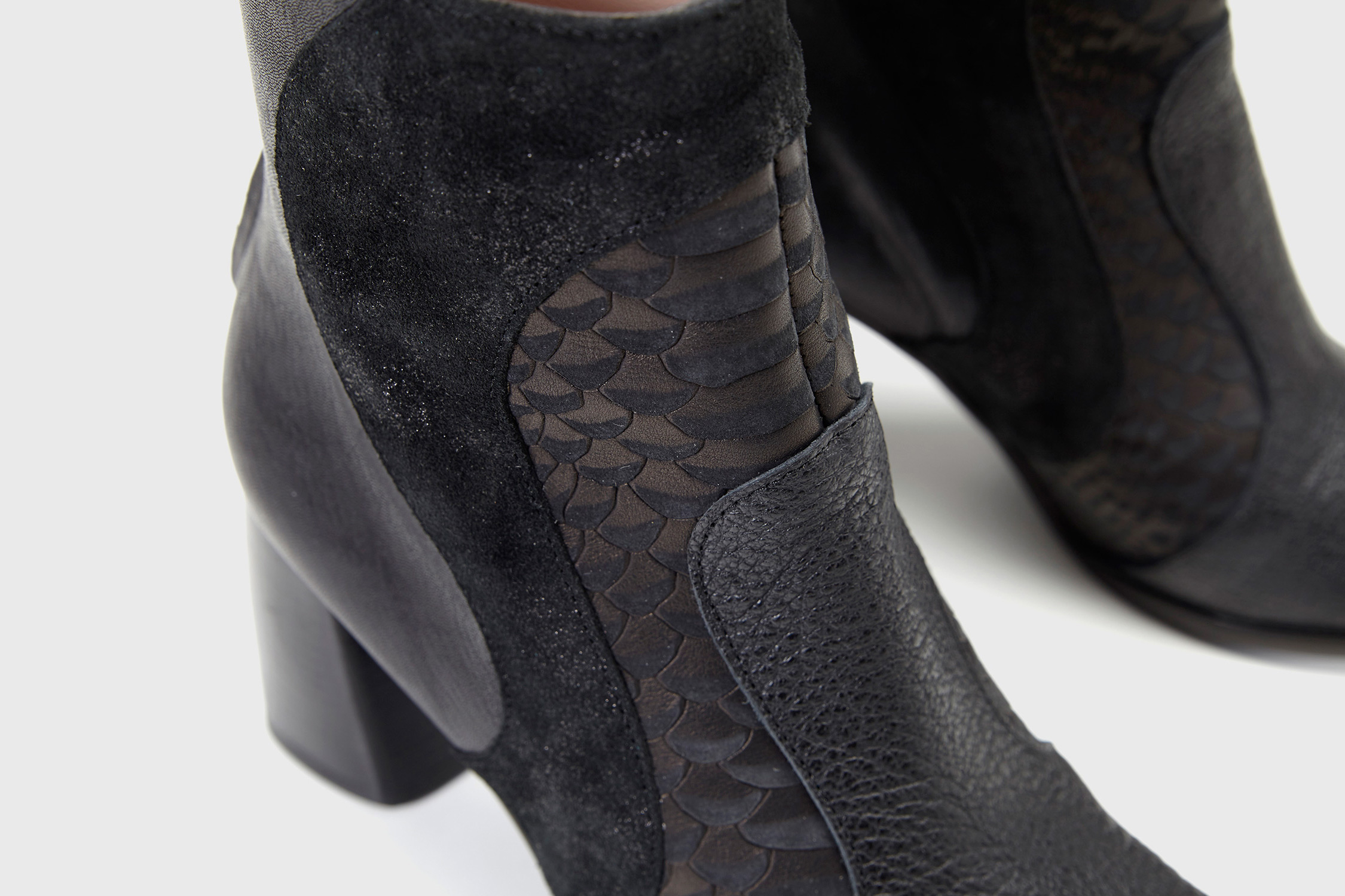 Dorotea botín de tacón alto Joy color negro fw18 detalle