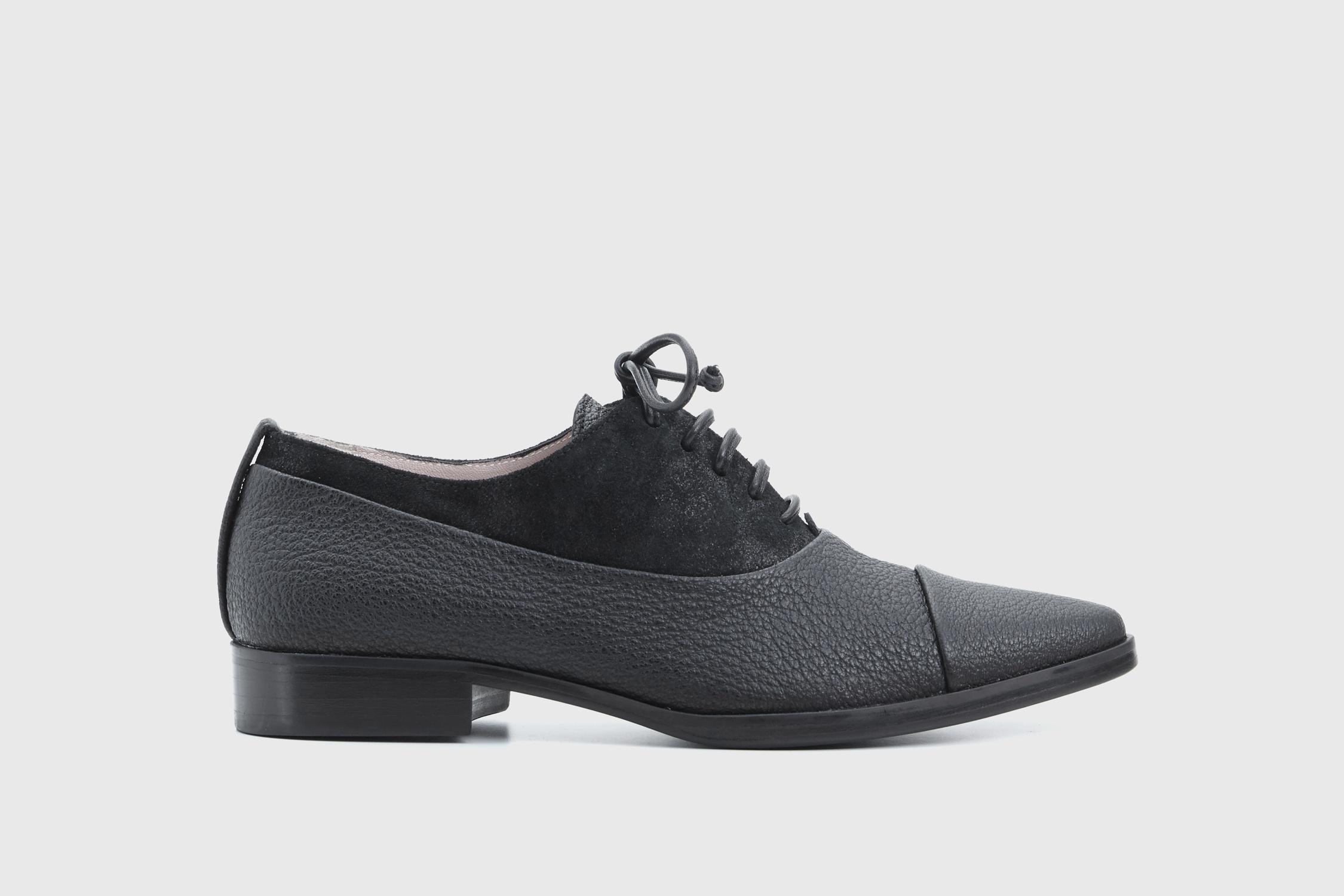 Dorotea zapato de cordones Billie negro fw18 perfil